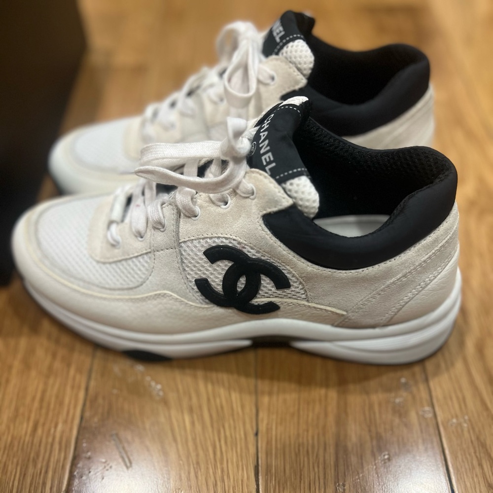 CHANEL Sneakers 39.5